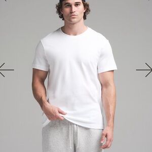 NWT Skims Men's Classic White T-Shirt tee new